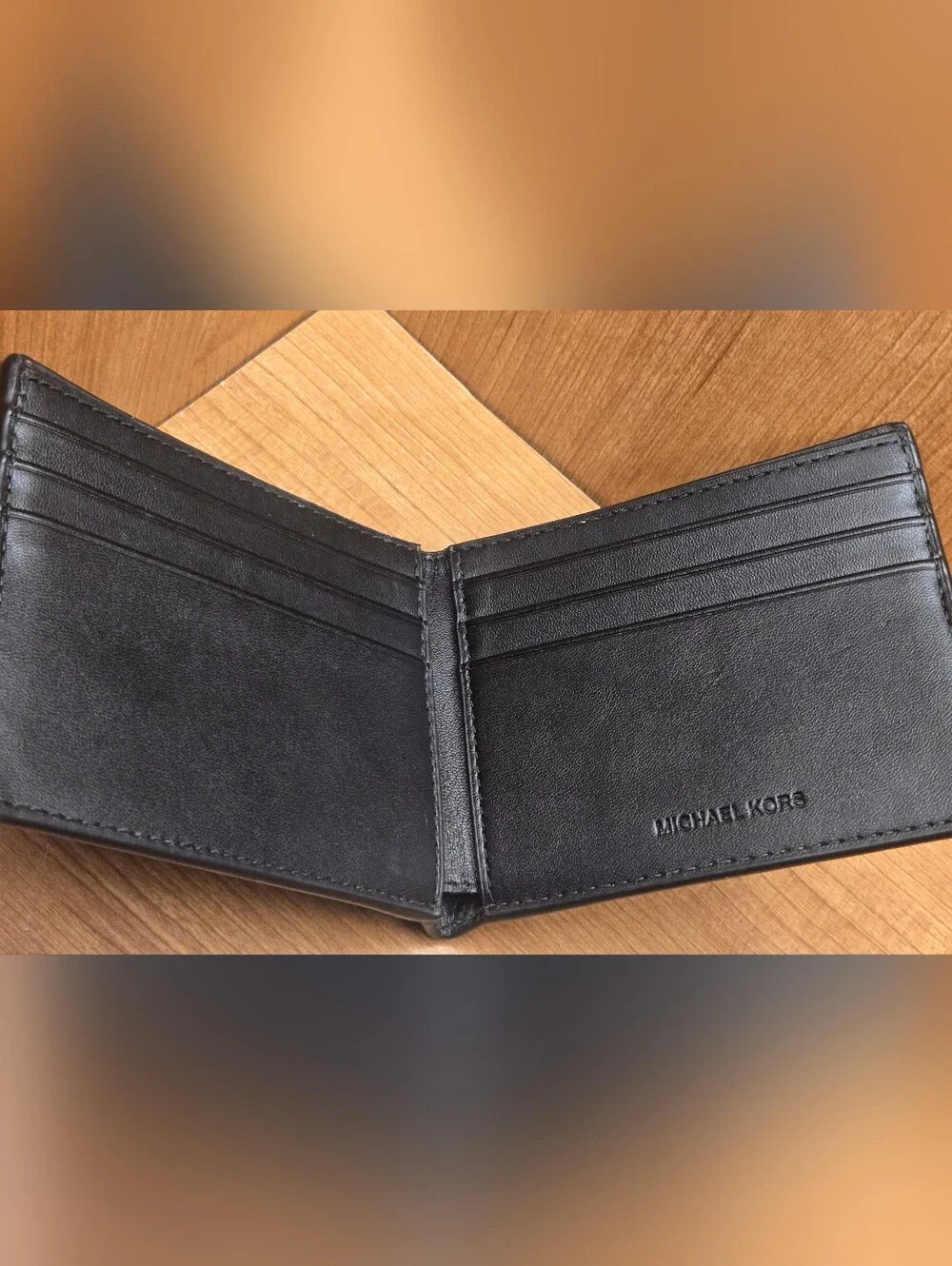 GUC Michael Kors Harrison Men's Slim Bi-fold Leather Wallet In Color Greyhound